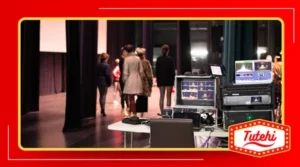 Backstage no teatro e o fluxo de profissionais na coxia